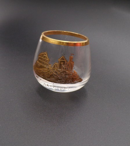 Altes glas andenken - altes,
